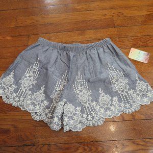 Lily White Chambray Embroidered Shorts | Floral White & Blue